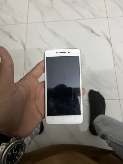 Oppo A37 – 2GB RAM / 16GB Storage – Neat Condition – For Sale