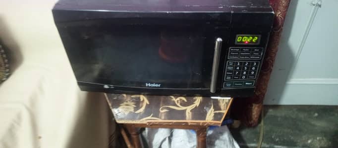 microwave oven