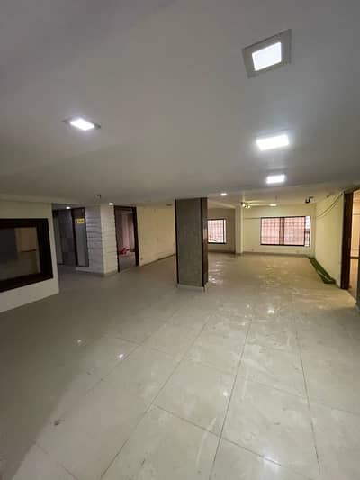 Dha Ph 7 Jami Com Aera | 1600 Sqft Commercial Space With Seperate Entrance | Already Tenanted To IT Firm | 95,000 Pm | Prime Location &Amp; Reasonable Demand |