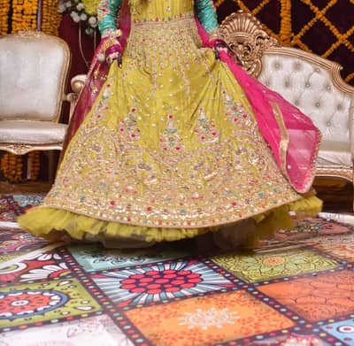 Bridel maxi for mehndi .