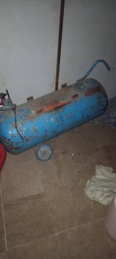 Air compressor 0/3/0/1/2/6/2/9/4/6/1