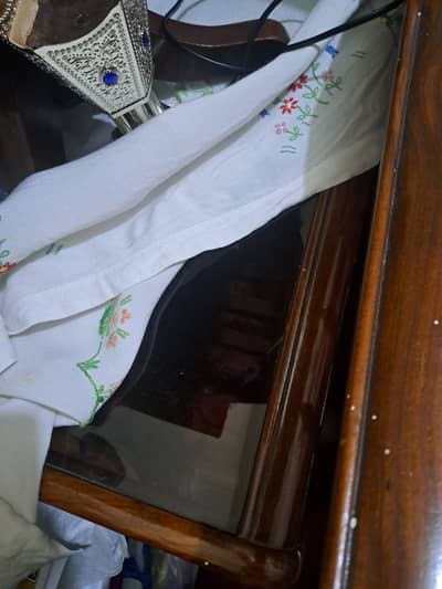 Shisham wood table without mirrors