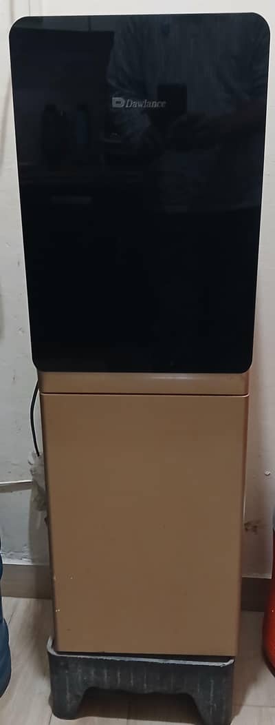 DAWLANCE WATER DISPENSER