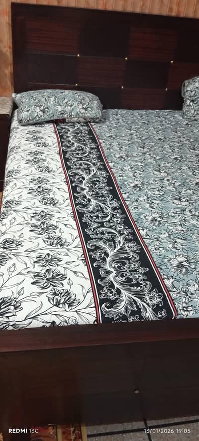 one month used king size bed with saide tables