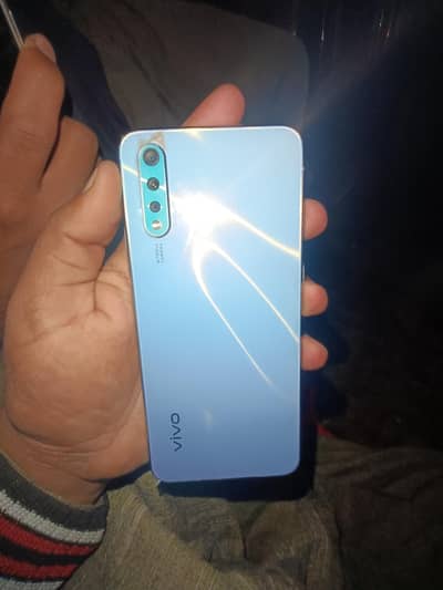 vivo s1 8=256