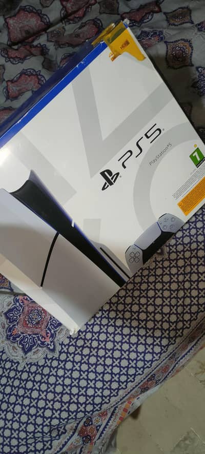 PS5 Slim Disc Edition – PlayStation 5 – 1TB