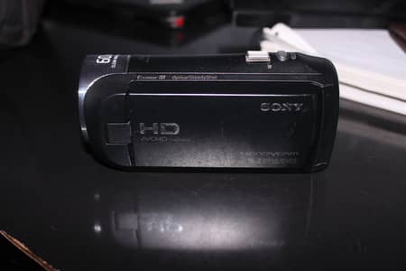 Sony HD Handycam Camcorder HDR-CX405