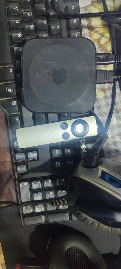 Apple tv box 4 gen 32gb os 26