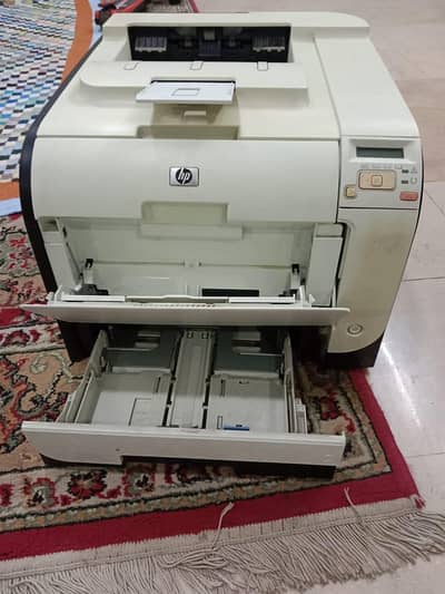 HP colored printer( powder print) with double tray