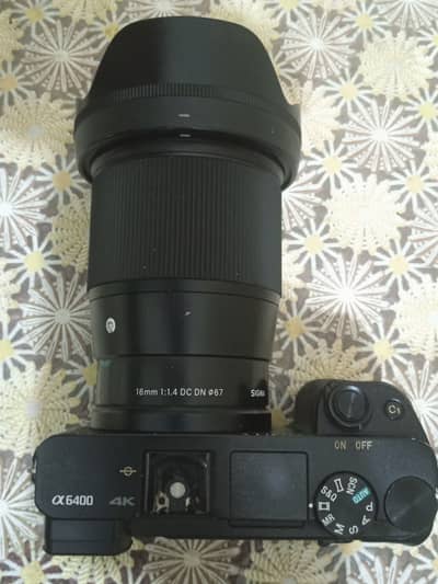 Sony cam 6400 lens 16mm sigma 1.4 and gimble zyune for sale