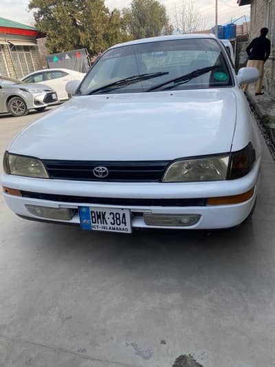 Toyota Corolla 98 model . good condition  family car