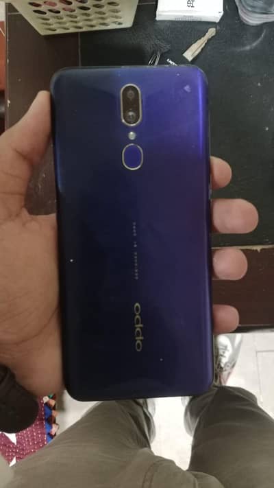 Oppo F11