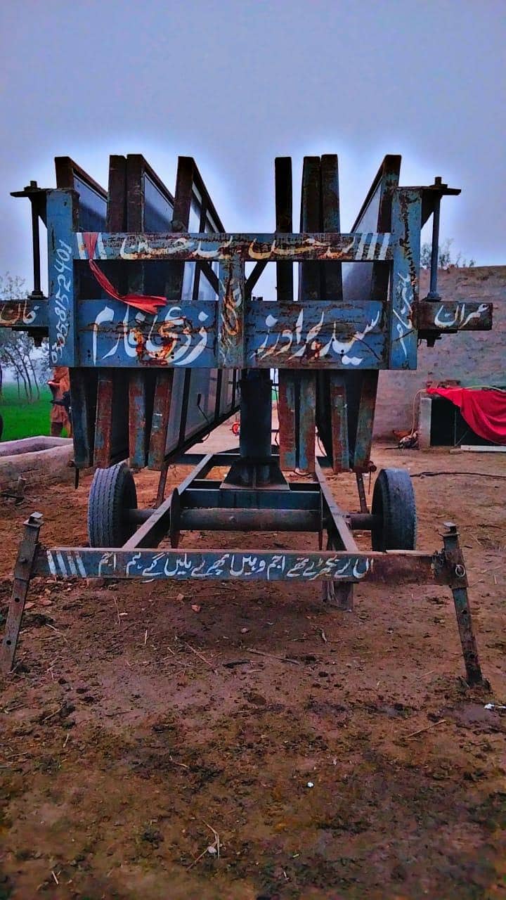 سولر ٹرالی فور سیل  بغیر پلیٹوں کے 0