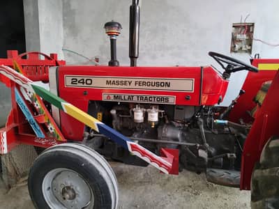 Massey Ferguson 240