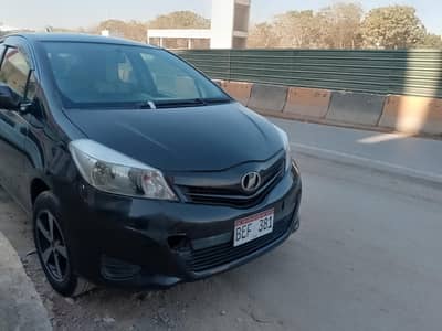 Toyota vitz 2012/2015