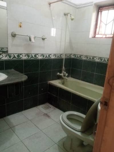 A beautiful 3 bed Upper portion available for rent in F-11/3