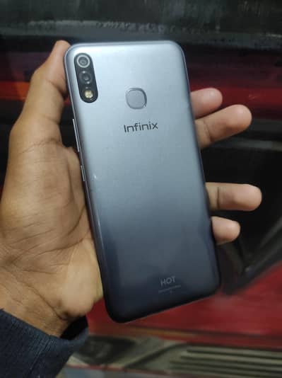 Infinix hot 8 lite