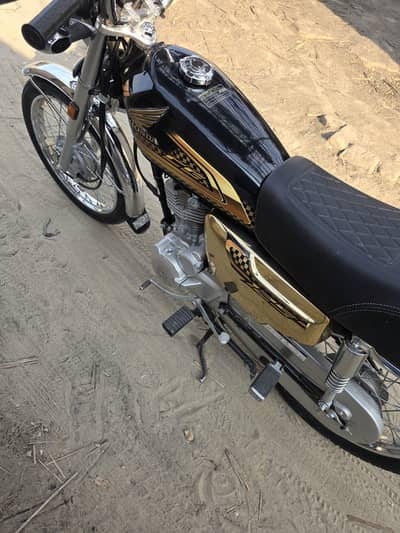 Honda Cg 125 Golden Edition