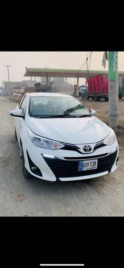 Toyota yaris ativ mt 2022