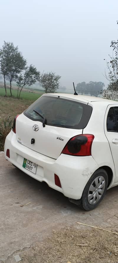 Toyota vitz automatic 03054631007