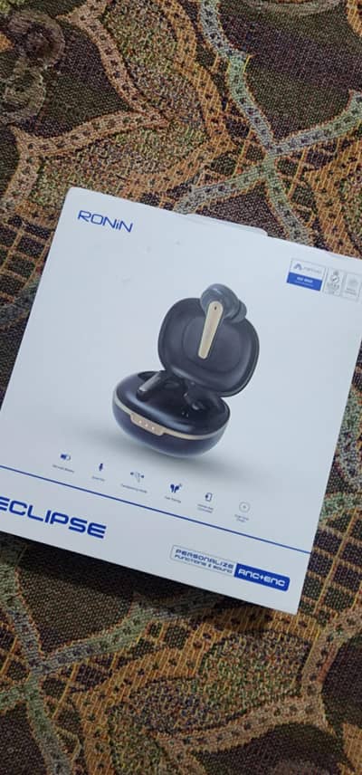 RONIN ECLIPSE Earbuds