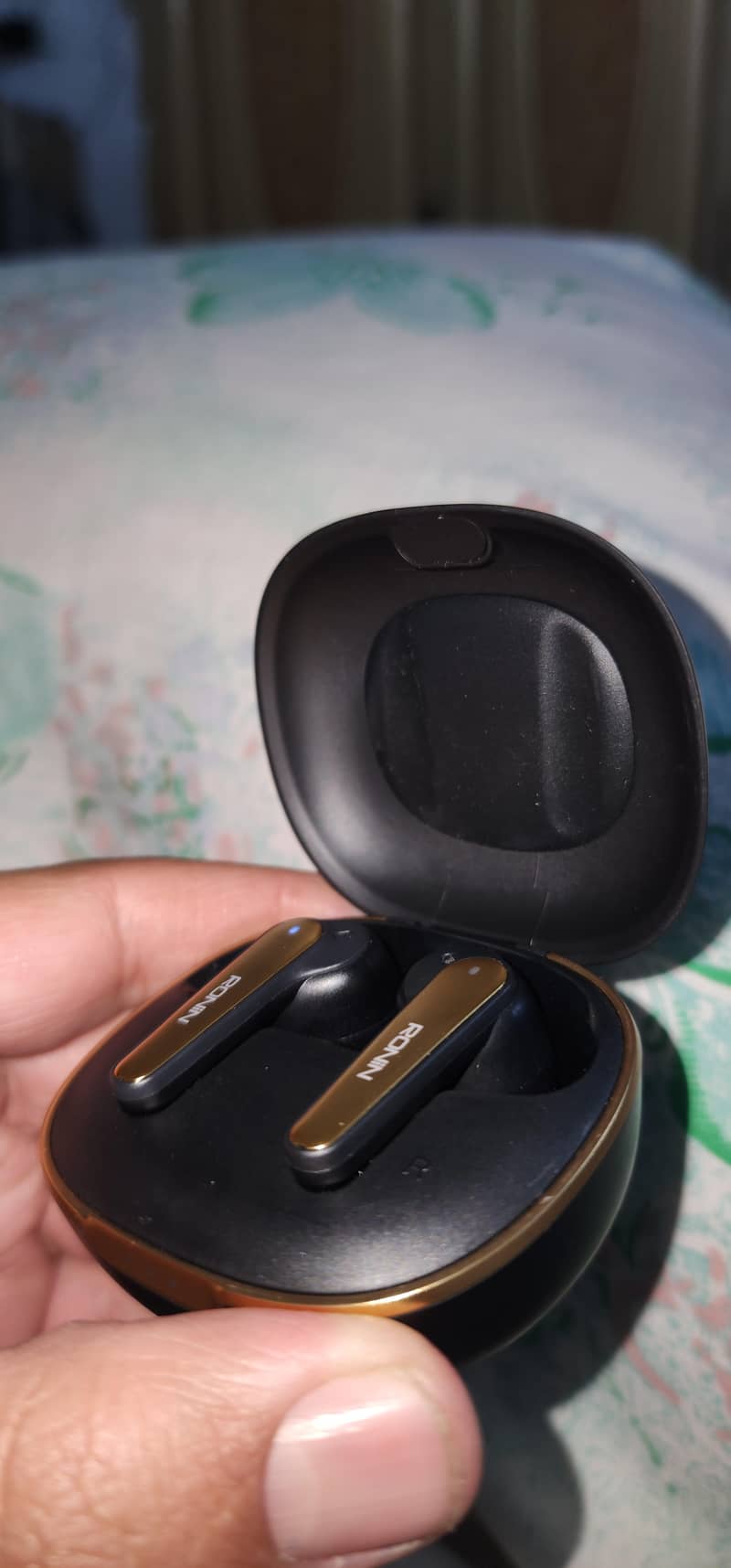 RONIN ECLIPSE Earbuds 3