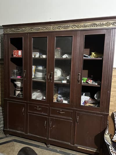 Showcase good condition