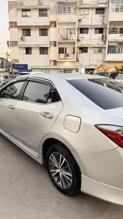 Toyota Corolla Altis Grande 2017/18