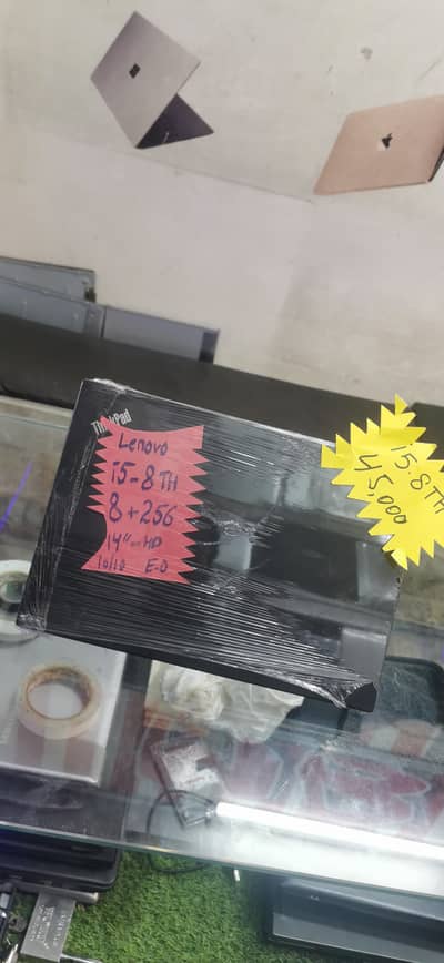 lenovo thinkpad i5 8th 8/256 14" 10/10