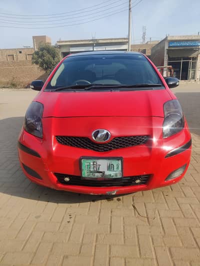 Toyota Vitz 2007-12 1000cc