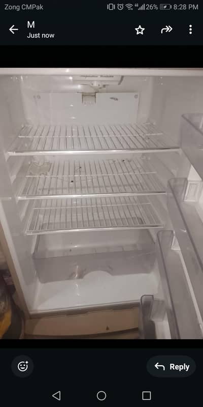 . bohat achi condition  me hai