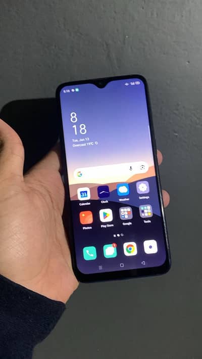 oppo F9 used in lush condition contact 03190264147