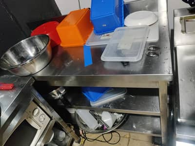 restaurant fryer tabel  counter chairs lights glass glass door for sal