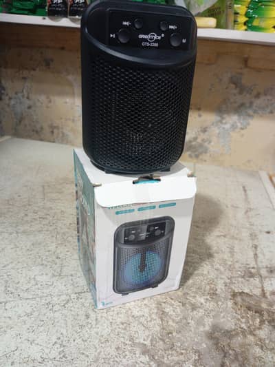 speaker sell best quality just 1 month use