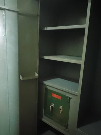 safe almare havey material