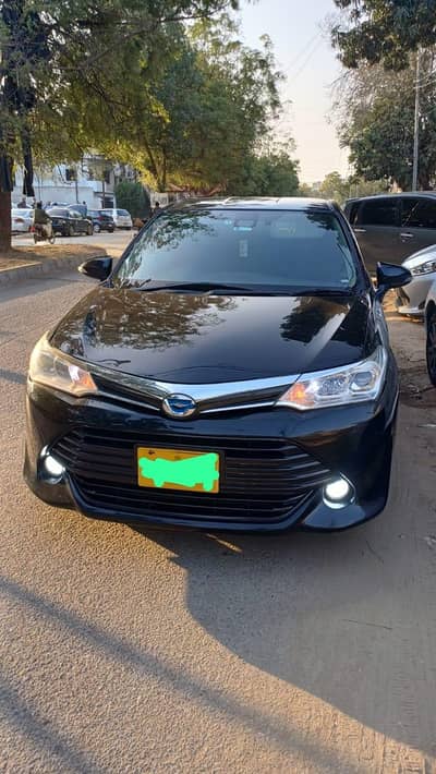 toyota corollaAxio hybrid