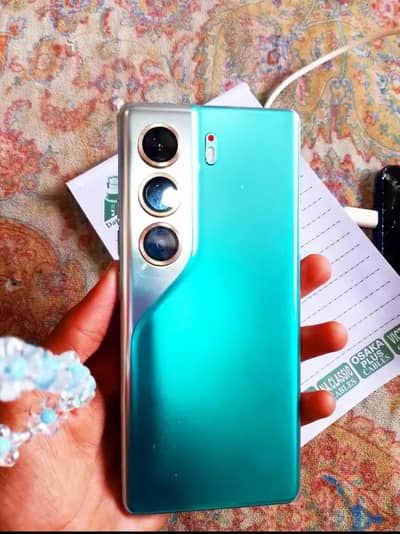 tecno camon 40 pro 8+8 256gb 25days