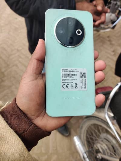 Tecno apark 30c 6/128 with complete box