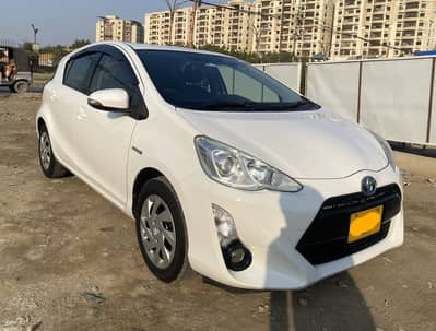 Toyota Aqua 2015 (Push Start)