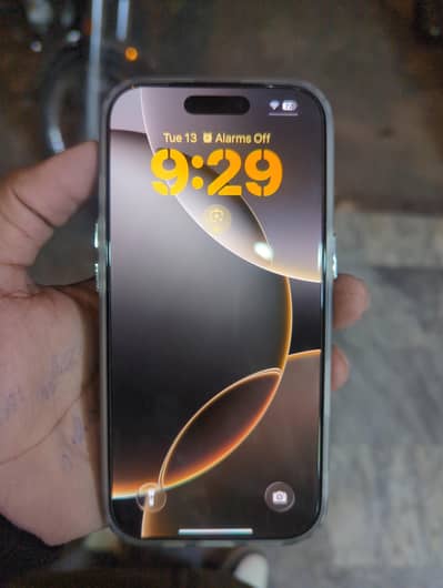 I phone 16 pro 128gb