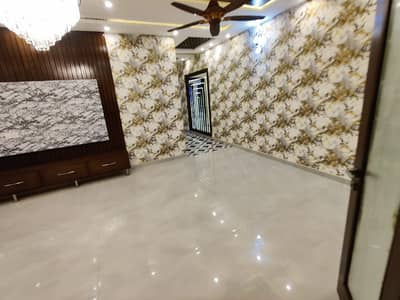 LUXURIOUS 12 MARLA DOUBLE STOREY HOUSE FOR SALE IN JOHAR TOWN