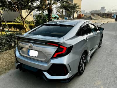 HONDA CIVIC 2018 Red Meter