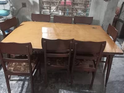 used daining table . entique table soled wood
