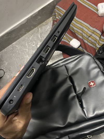 Latitude 3400 i7 8th Generation