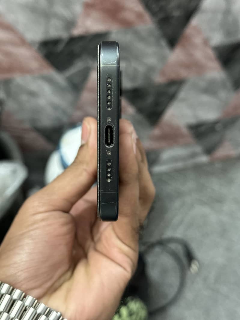 iPhone 15 Pro Max 256GB Non PTA  Genuin 3