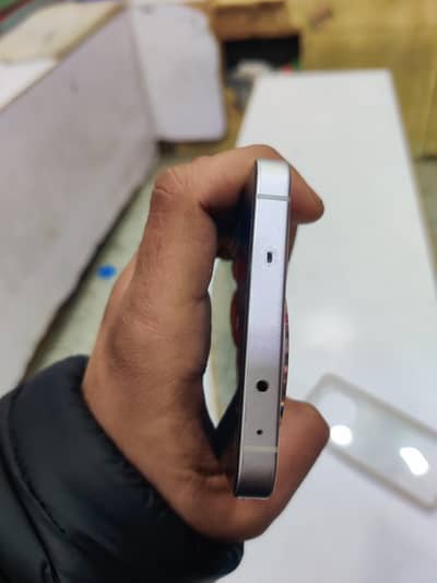 one plus 13R.  12/256