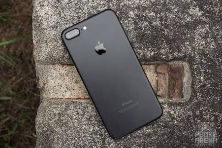 I phone 7 plus 32GB black colour