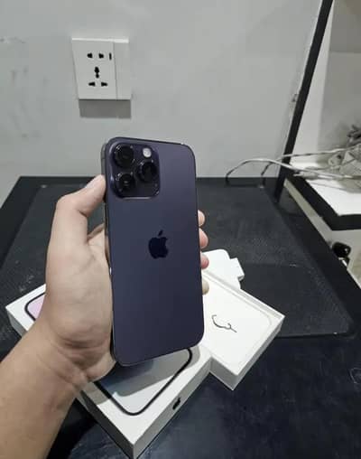iPhone 14Pro max PTA Approved 256GB what's 03292677516