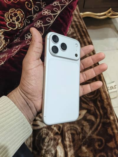 Iphone 17 pro max 256 (physical+Esim)