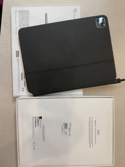 Ipad pro m2 4th gen 128gb with box excellent condition
